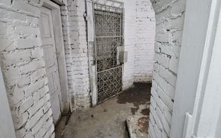 Vanzare Boxa demisol, Bvd. Republicii - Poză 13