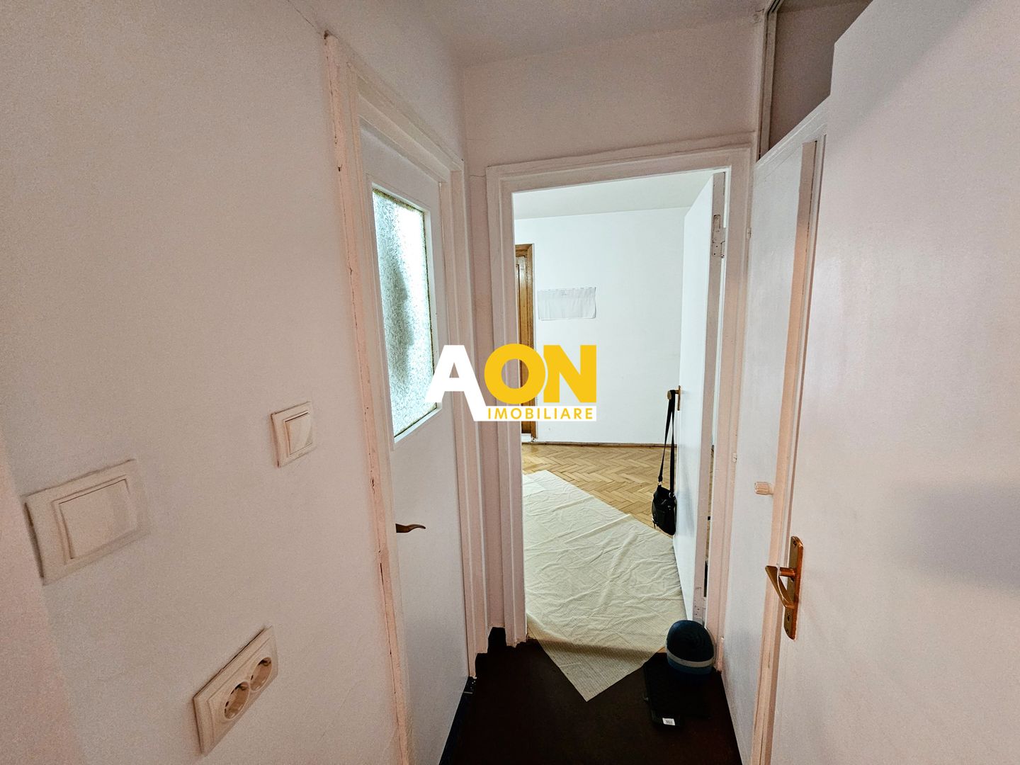 Spatiu comercial cu acces stradal, 2 camere,  46 mp utili, Cetate - Poză 7