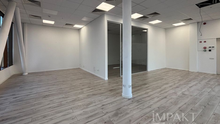 Spațiu comercial modern, zona-centrala complet amenajat pentru birouri - Poză 17