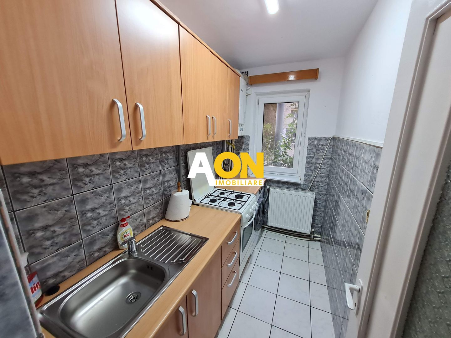Apartament 3 camere, Parter, Semidecomandat, Zona Cetate - Poză 5