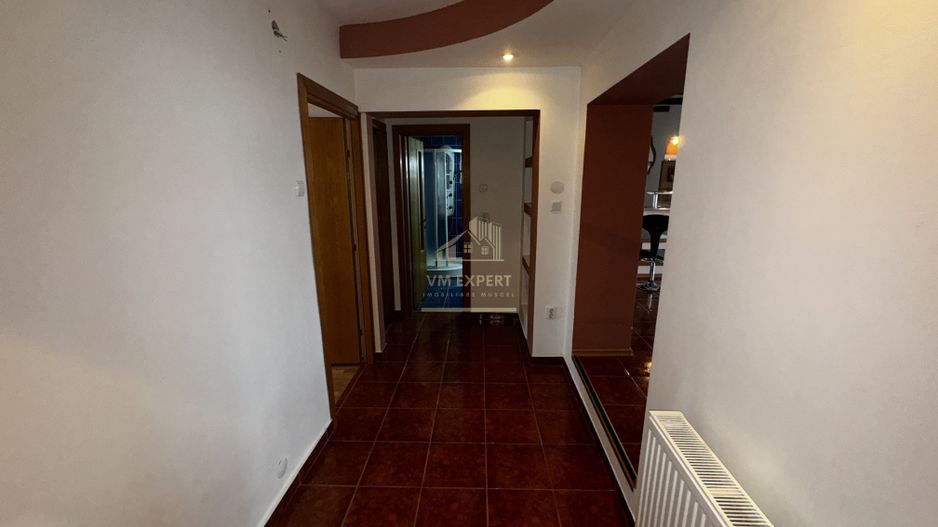 APARTAMENT CAMPULUNG TIP PENTHOUSE, 5 CAMERE GRUI - Poză 19