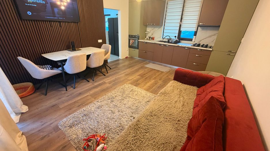 CASA INSIRUITA  - PISCINA, TOATE UTILITATILE, MOBILATA, COMISION 0% - Poză 1