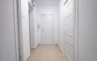 Apartament cu 3 camere in zona Semicentral ( Bodor Péter) - Poză 9