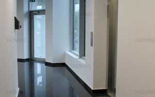 Showroom/birouri de închiriat Brasov- 60 mp cu ( utilități incluse in pret ) - Poză 1