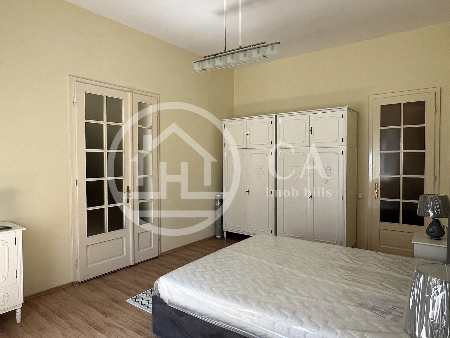 Apartament cu 3 camere de inchiriat Ultracentral Oradea - Poză 10