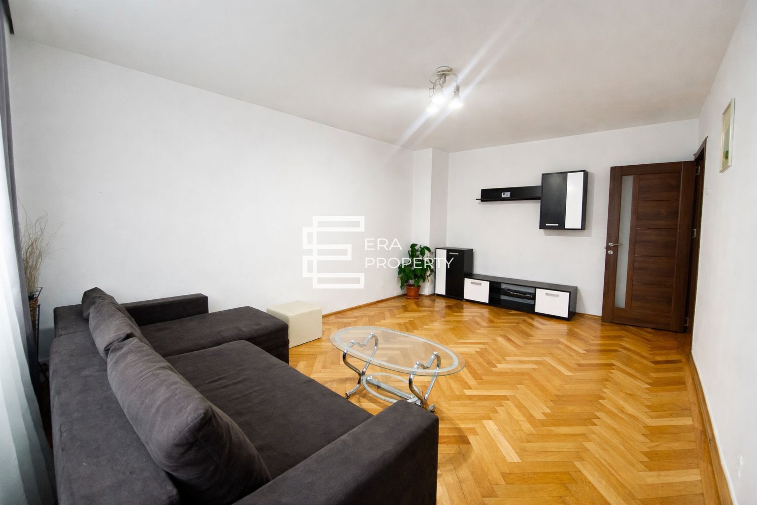 Apartament 3 camere  - mobilat  – etaj 2 – zona Terezian, Sibiu - Poză 2