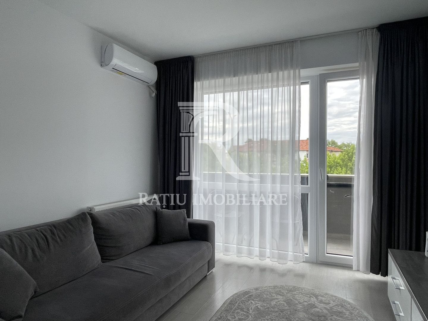 Apartament cu 3 camere | Parcare | Etaj 2 | Universitatii | Oradea - Poză 2