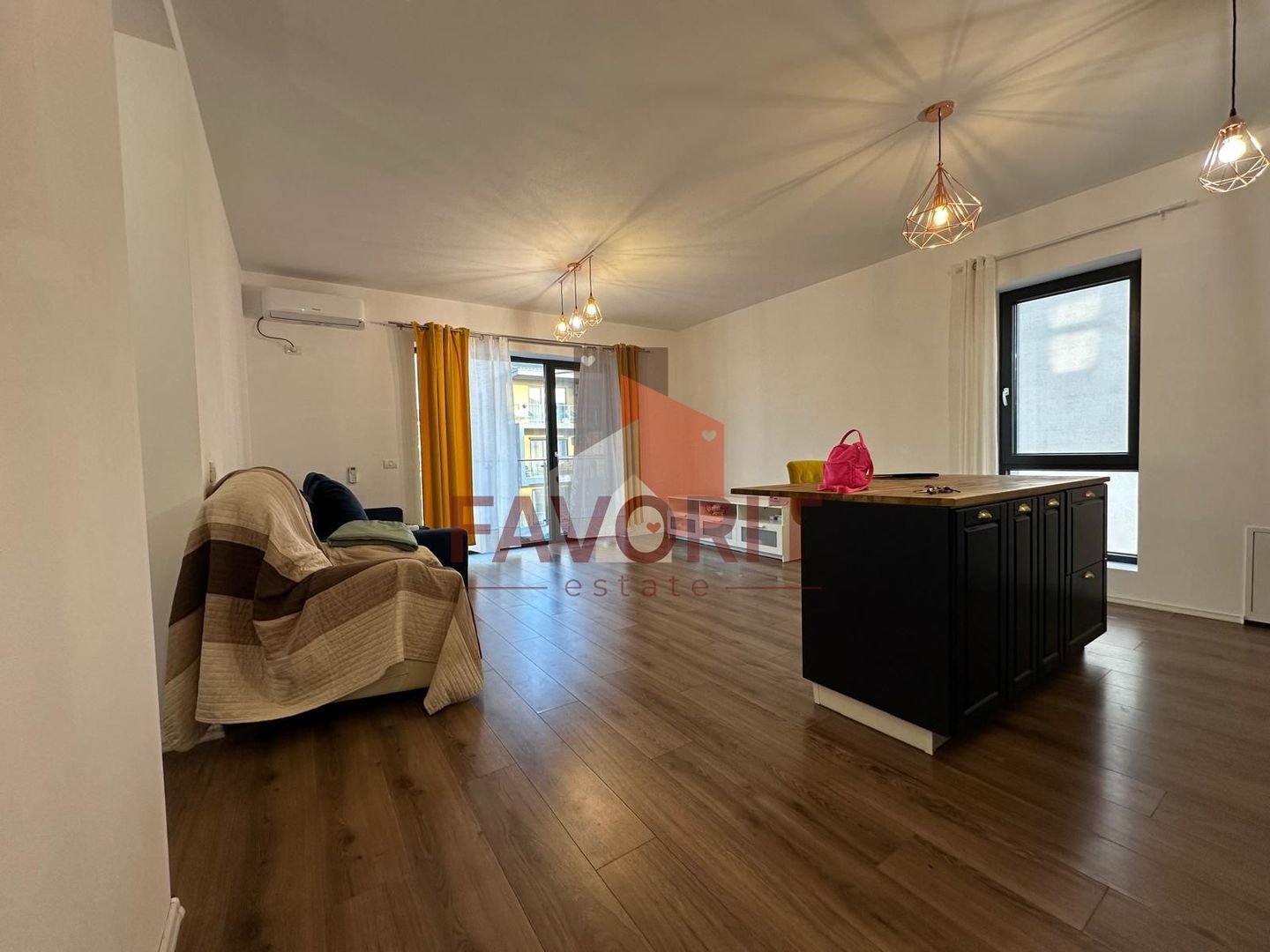 2 camere | etaj intermediar | centrala proprie | loc parcare | finisaje premium - Poză 2