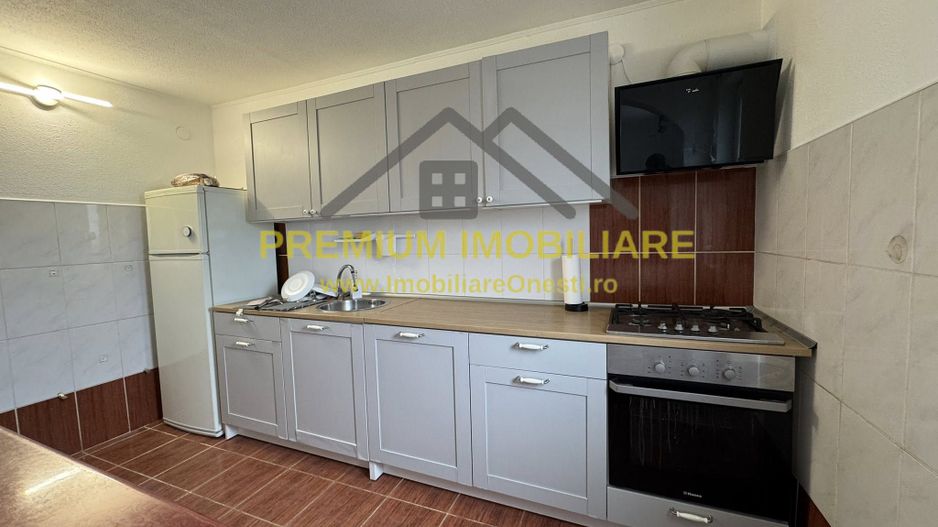 Casa de inchiriat in Onesti | Curte, Foisor, toate utilitatile - Poză 18