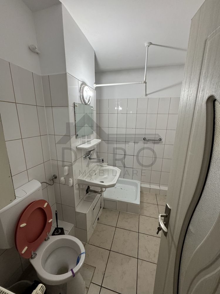 De inchiriat apartament cu 2 camere in cartierul Unirii, zona Darina - Poză 2