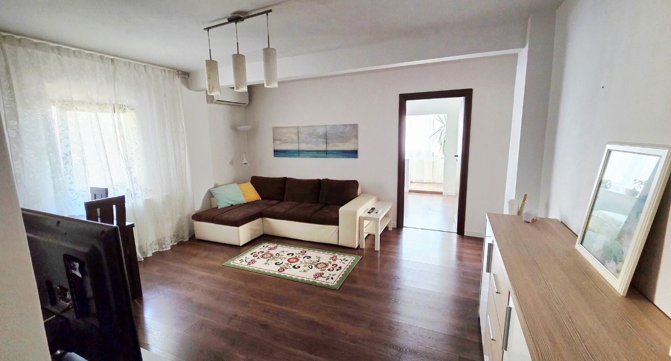 AP. 3 CAMERE PARCUL CIRCULUI,LOC DE PARCARE, MOBILAT MODERN,CURAT - Poză 2