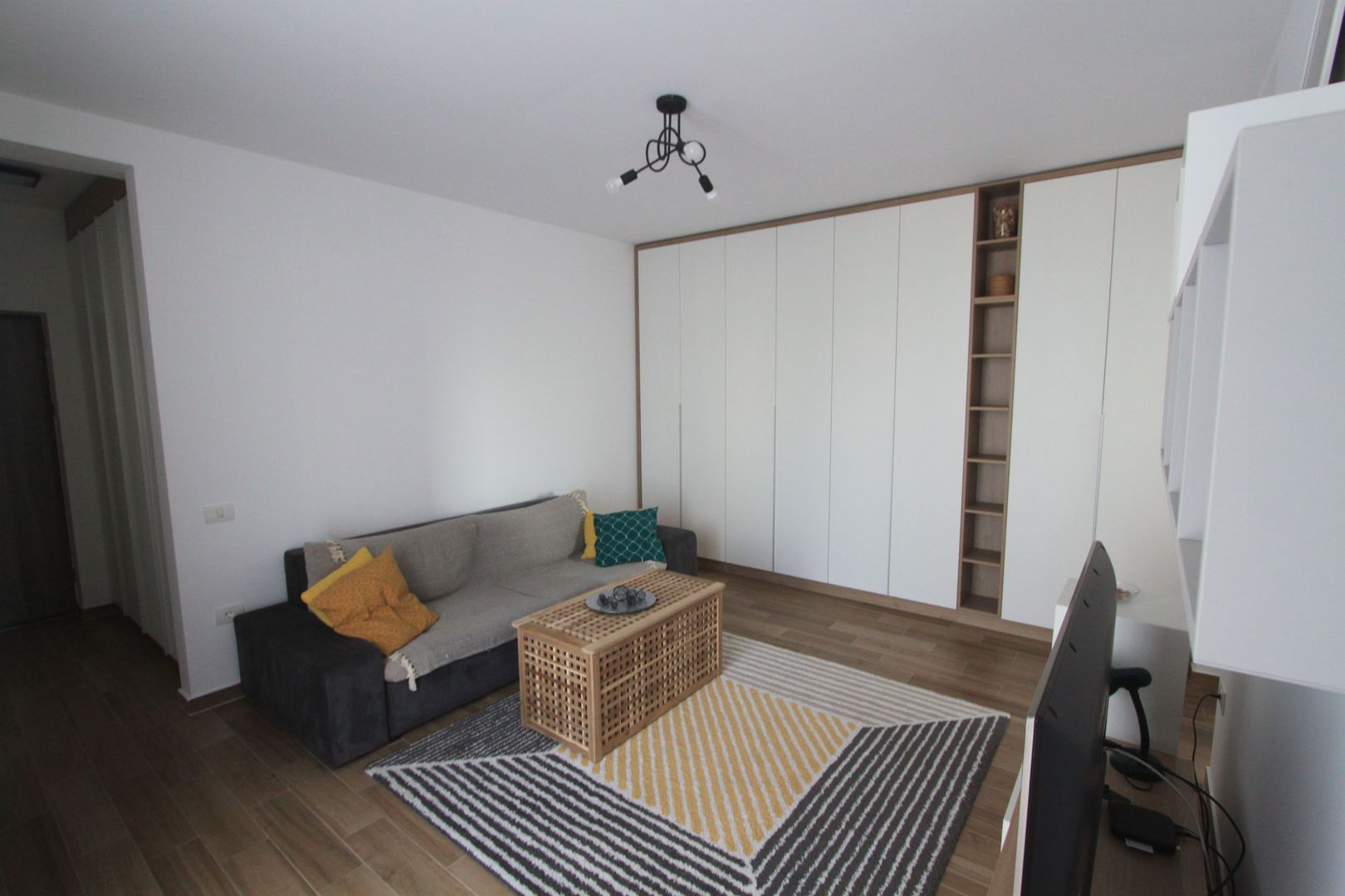 Apartament superb de inchiriat/ Cozy flat for rent - Poză 10