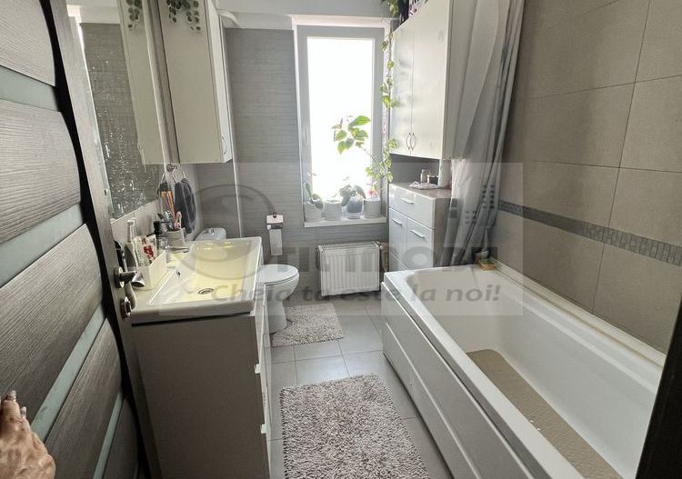 Ap. 3 camere decomandat + 2 locuri de parcare + boxa, Intabulat ! - Poză 6