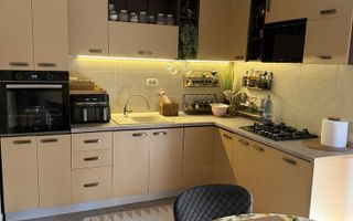 Vilă Single Horpaz – Construcție 2010, 4 camere, 185 mp utili, teren 600 mp - Poză 4