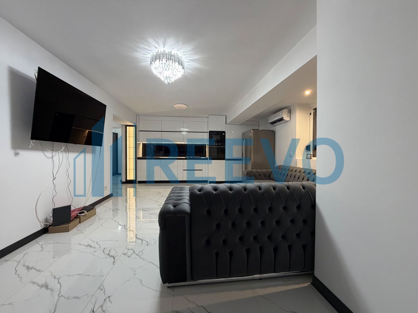 Apartament 3 camere | Etaj 1 | Ultracentral | Locație premium - Poză 2