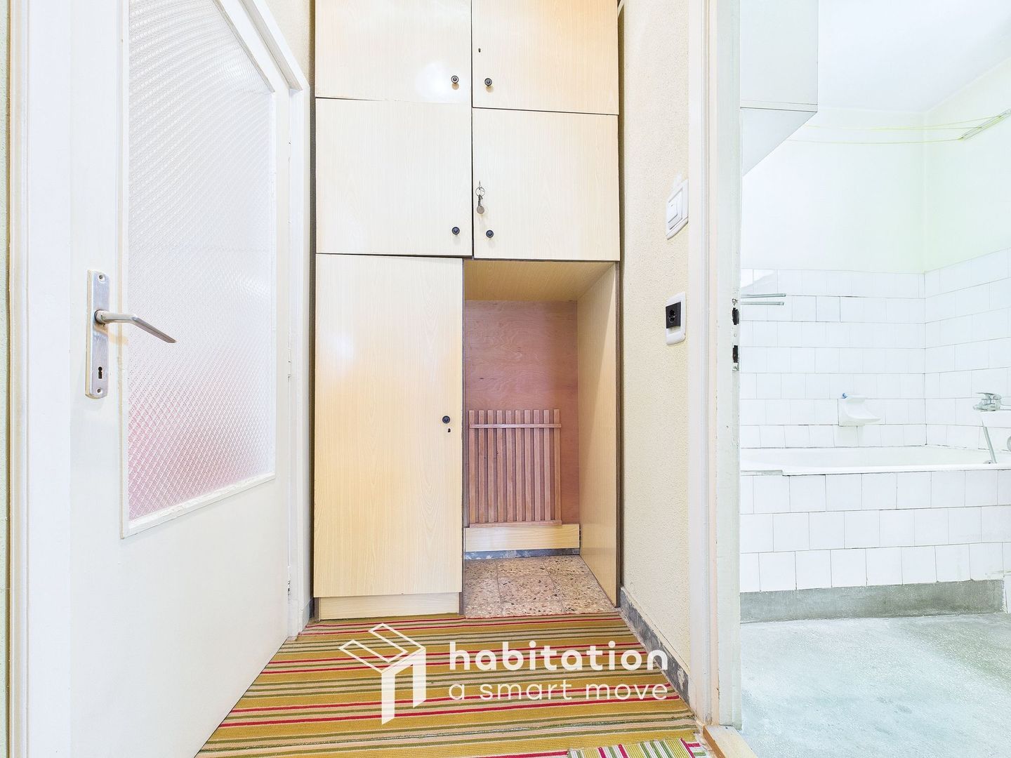 2 camere, et 3, bloc cu lift – vedere la bulevard,  Girocului - Kaola - Poză 12