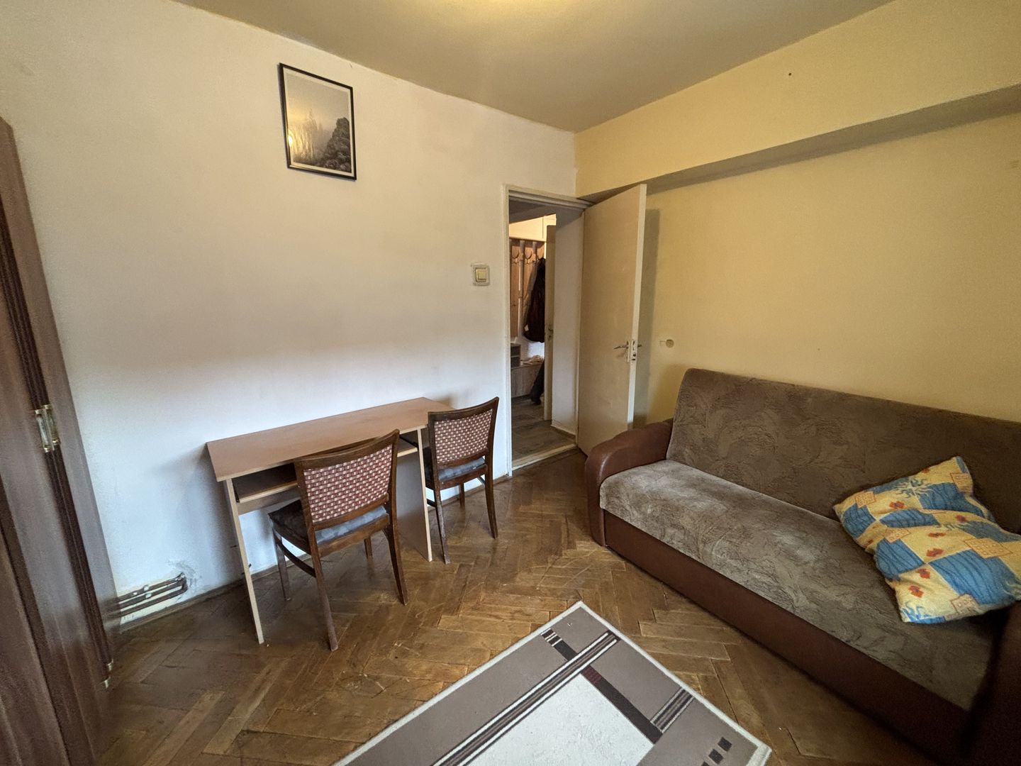 Apartament  modest, 2 camere zona Gheorghe Lazar - Poză 8