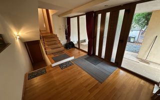 Casă / Vilă cu 6 camere în zona  Calea Aradului - Poză 35