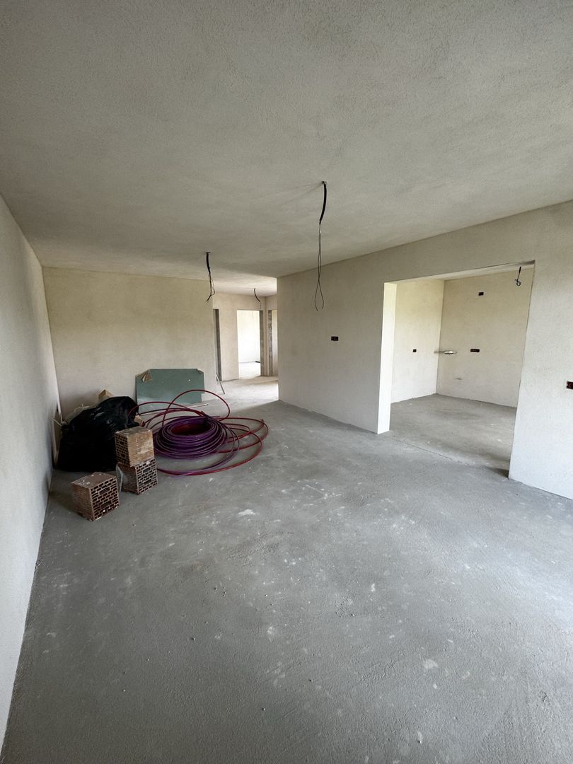Casa in proces de finisaj de vânzare in Sebeș - Poză 4