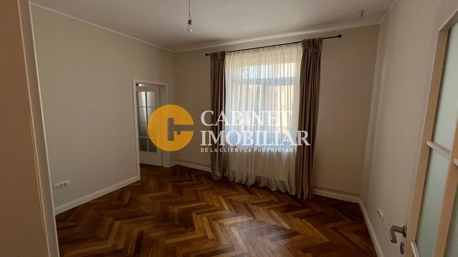 Sararie - 3 camere - Intabulat - Poză 6