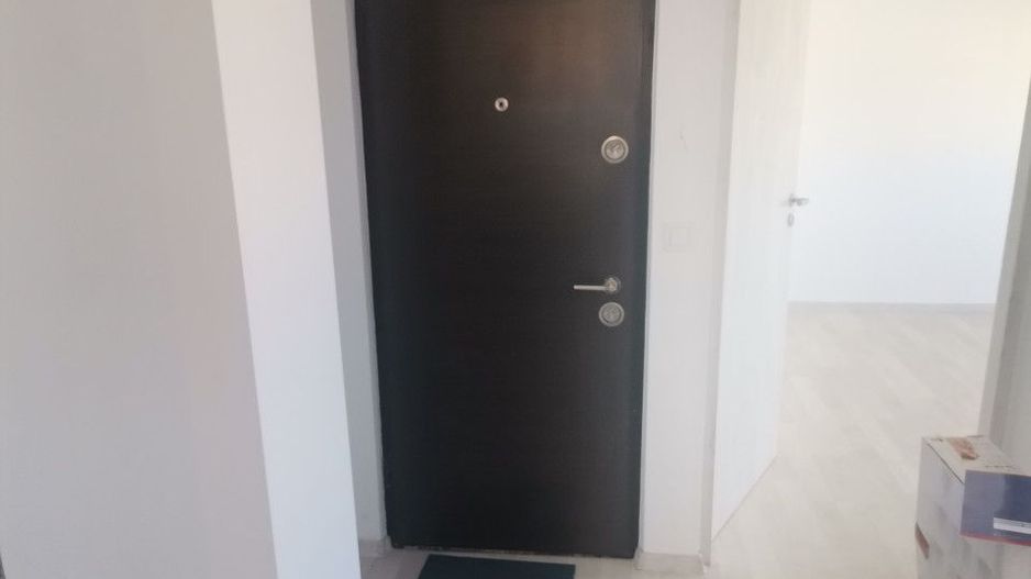Vanzare apartament decomandat, renovat total, liber, Mioveni - Poză 9