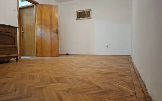 Vanzare Garsoniera Vitan | 40 mp | Parter Inalt Bloc Reabilitat cu Balcon - Poză 1
