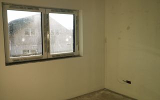 OPORTUNITATE: De vânzare - Casă nouă în cartier Izvor - Poză 14