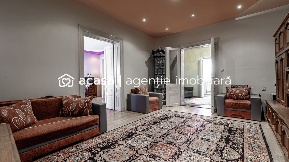 Locuință spațioasă cu grădină mare, în Aradul Nou, calea Timișorii - Poză 2