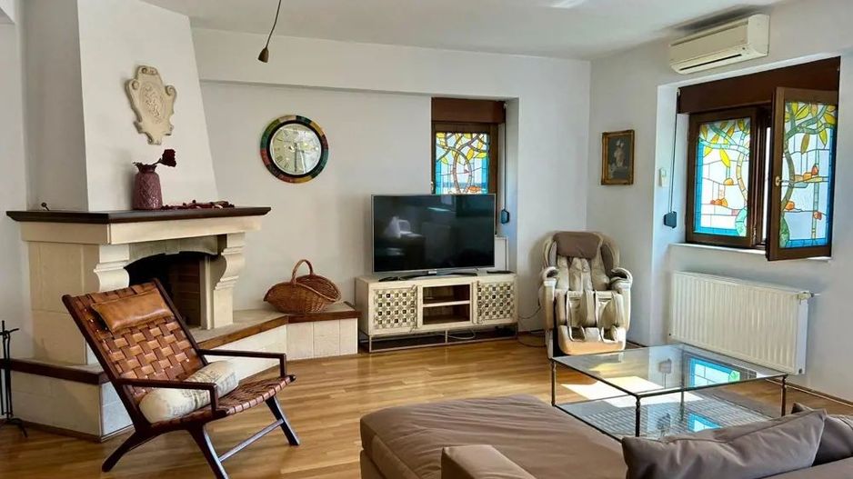 Apartament de inchiriat | 3 camere in Vila|  Vatra Luminoasa - Poză 2