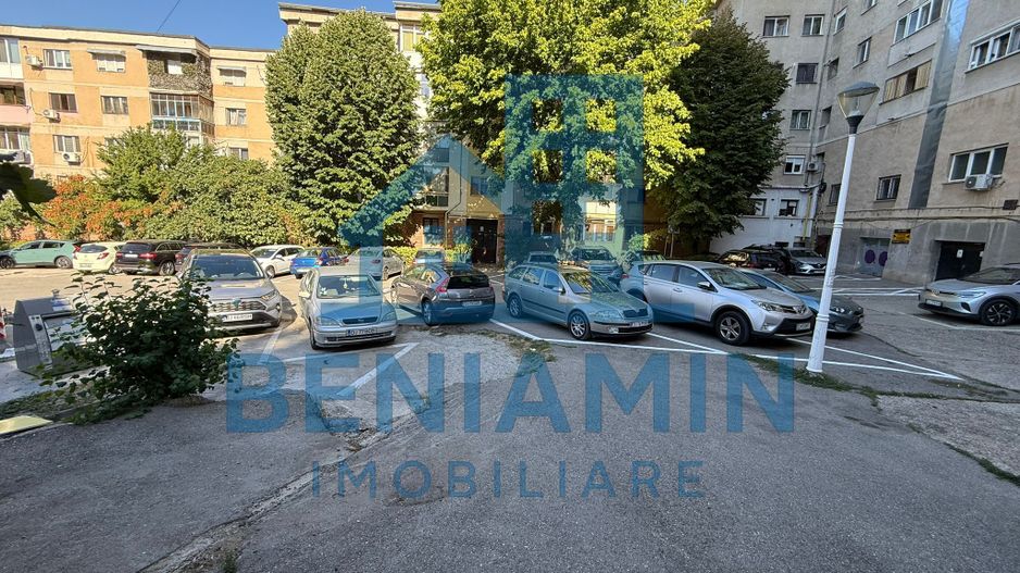 Birou / Apartament de închiriat la casa in centru Gradina Botanica - Poză 5