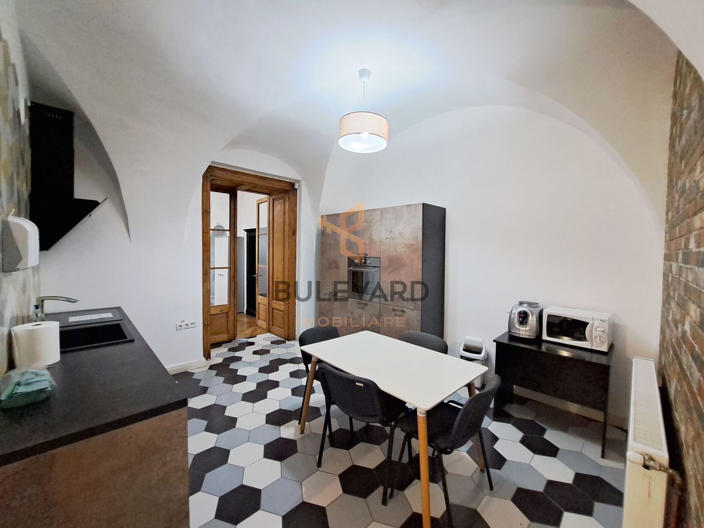 Spatiu de birou ultracentral, 107 mp utili - Poză 9