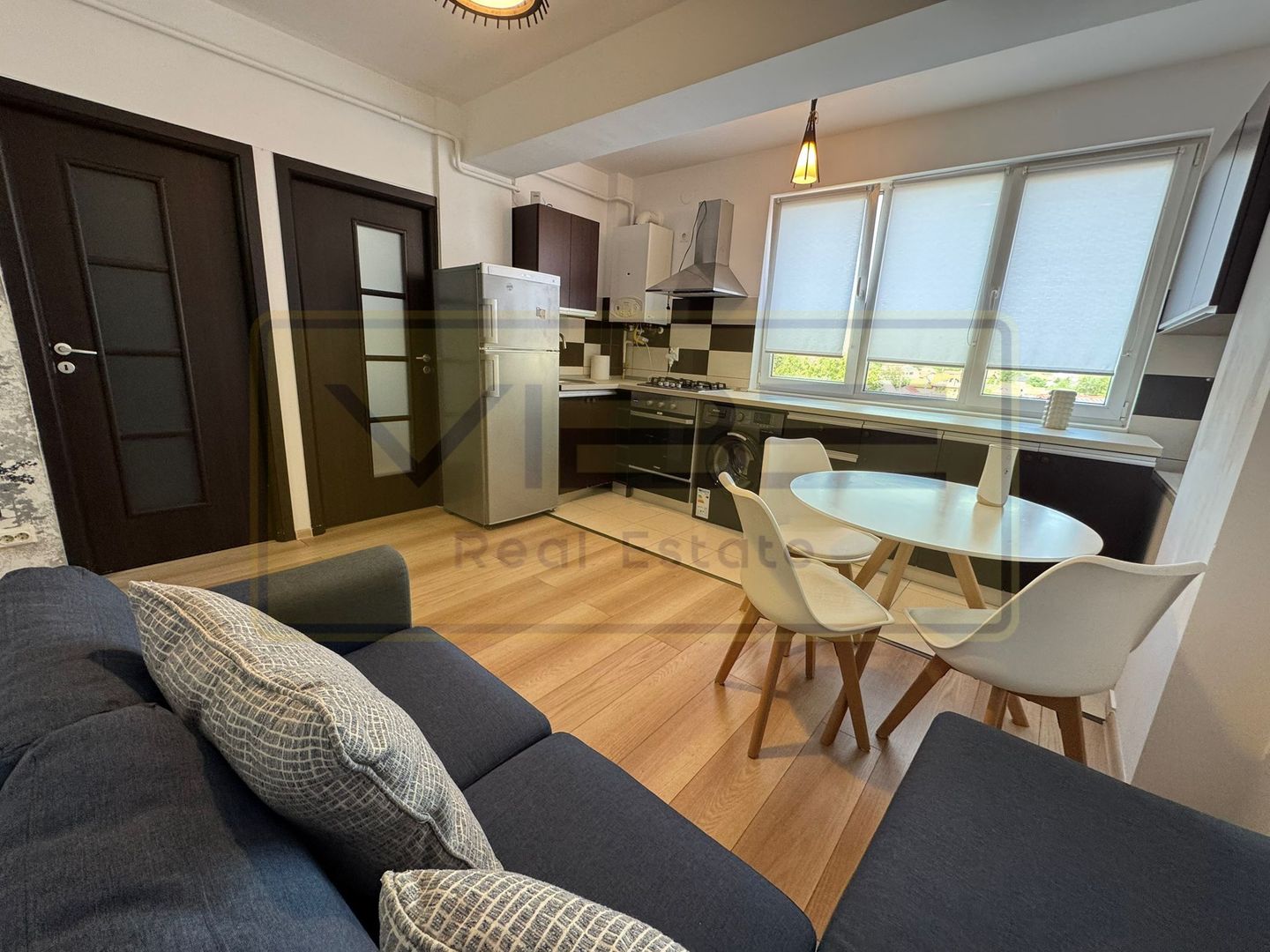 Apartament 2 camere+parcare zona Tatarasi Penta Rezidential - Poză 3