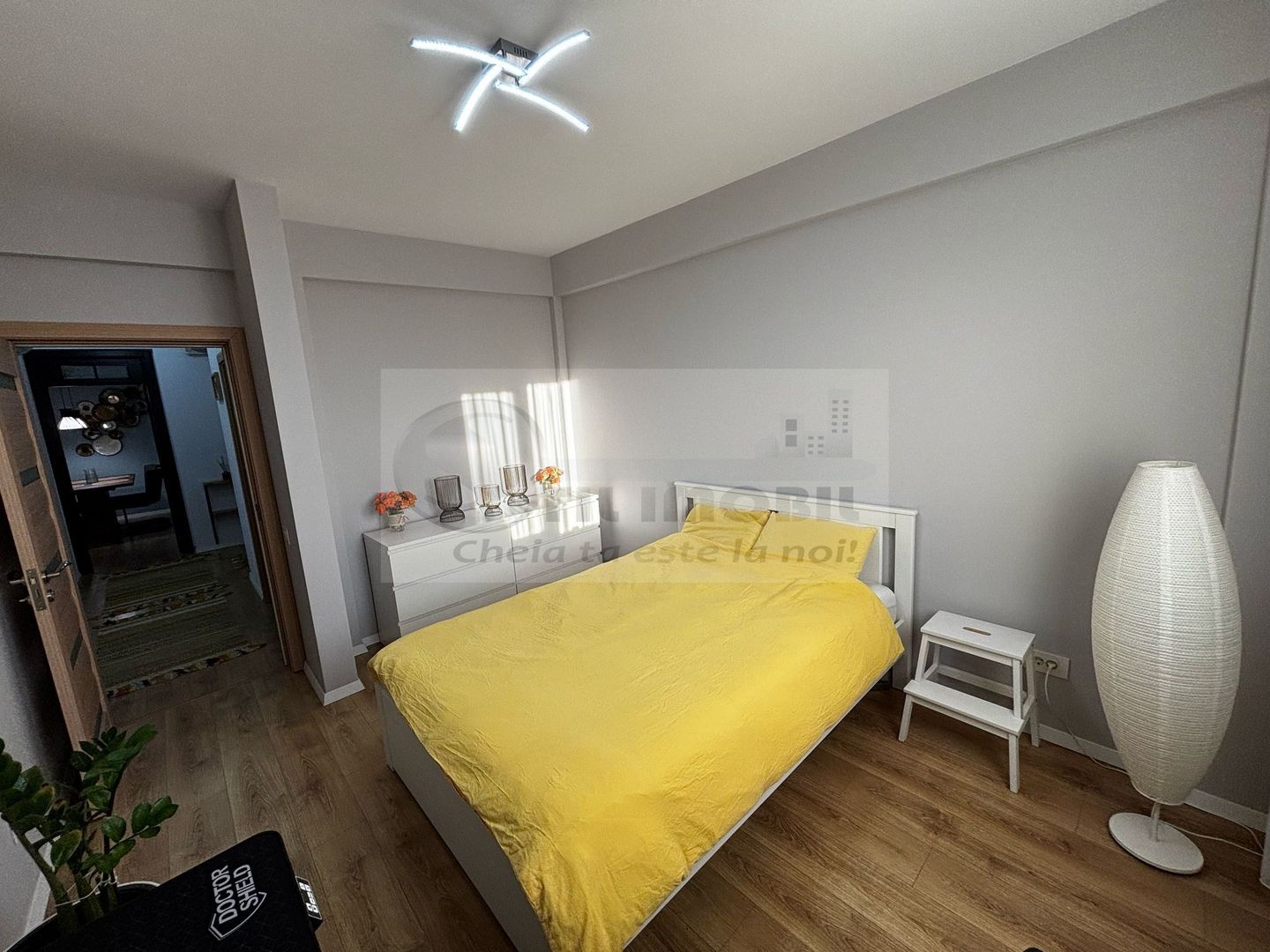 Ap 3 cam 80mp, Et2, Valea Lupului, 2 locuri de parcare- 171.000 € - Poză 13