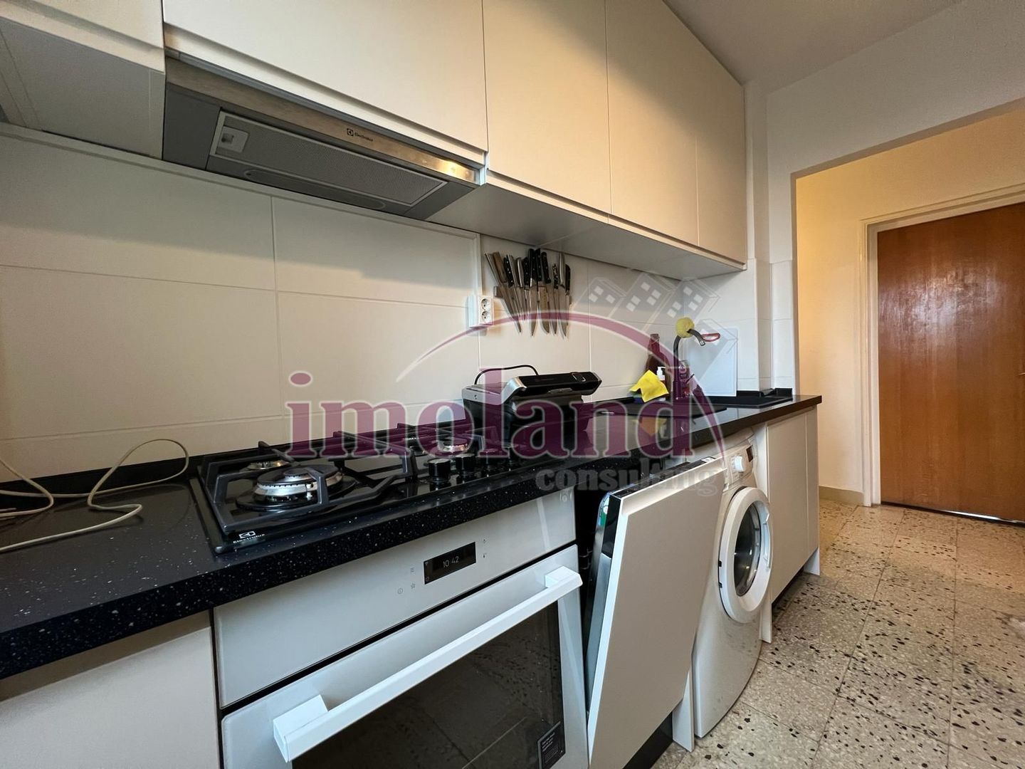 Vanzare - Apartament 3 camere - Aleea Compozitorilor - Poză 6