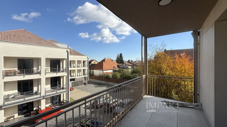 Apartament cu 3 camere 87 mp utili in zona centrala - Poză 8