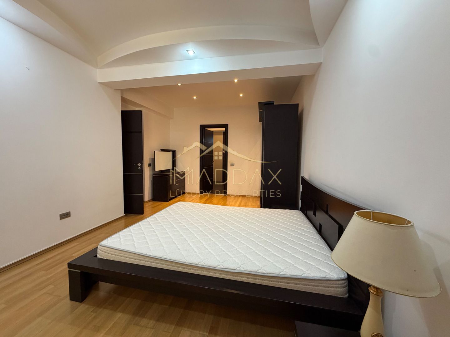 Apartament de închiriat / 3 camere lux *144m*  / Herastrau - Poză 15