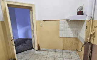 Casă cu arhitectură interbelică, 5 camere, teren 409 mp – Central - Poză 34