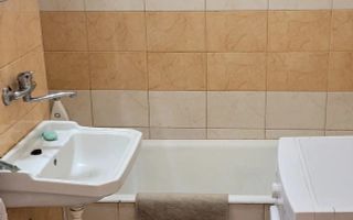 Apartament cu 3 camere, 74mp, Zona Shopping City - Poză 6