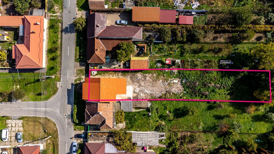 Casă la roșu în Aradul Nou. Zona Adam Müller-Guttenbrunn - Poză 8