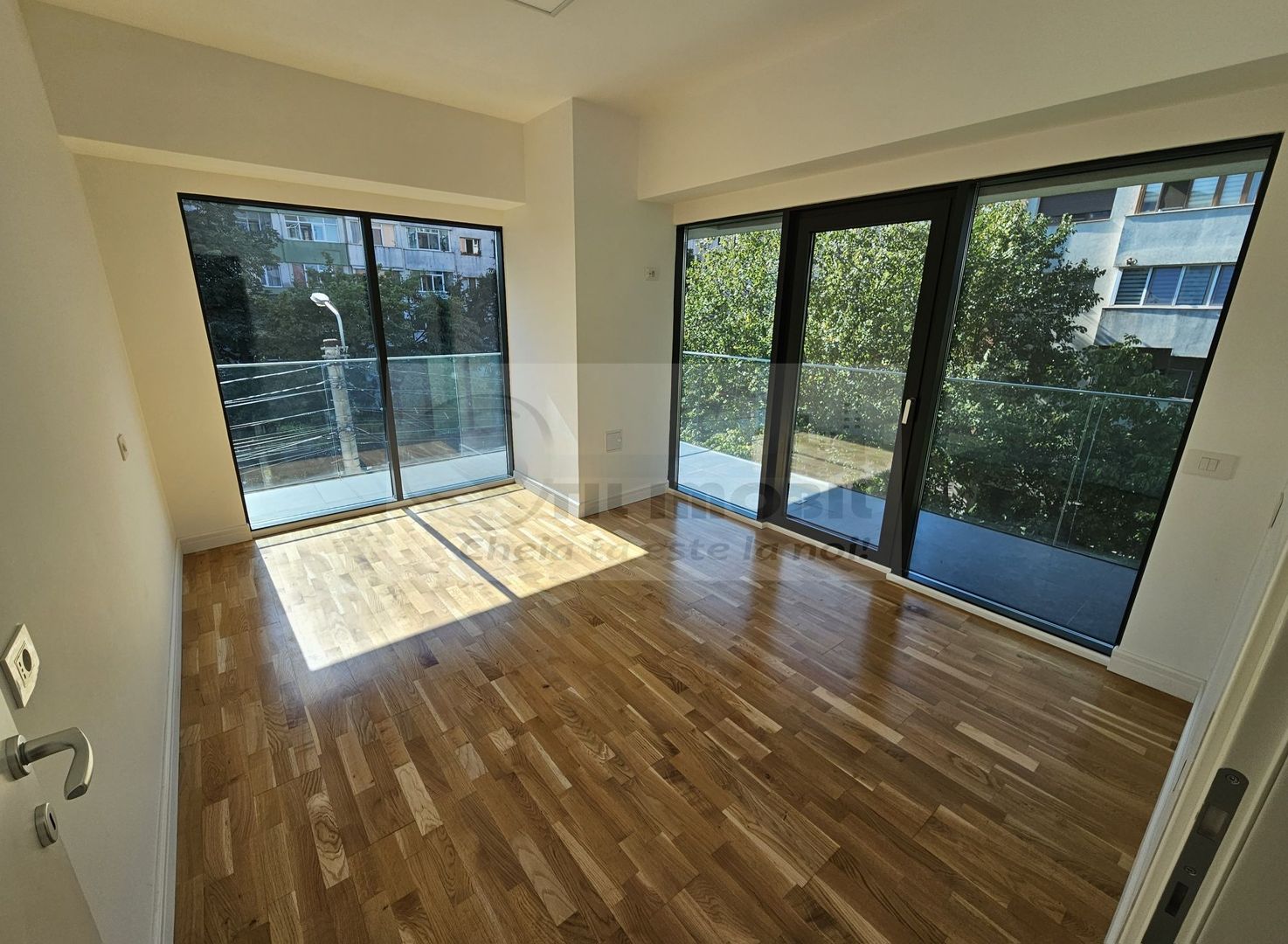 Apartament 3 camere, bloc 2019, 60mp, etaj 1, Podu Roș, 240.000€ - Poză 1