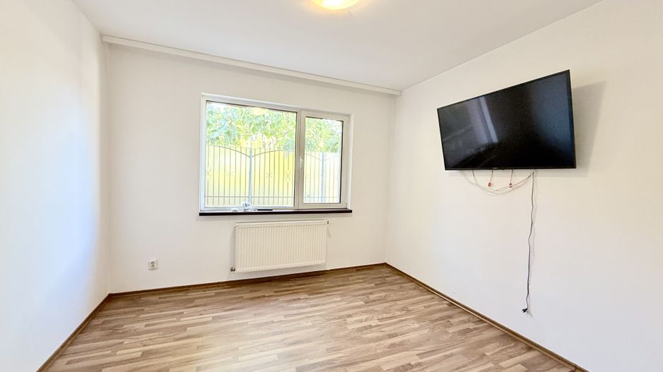 Casă practică, cu curte și parcare, în zona centrală - Parcul Carol - Poză 9