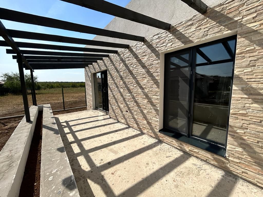 Casa individuala cu 4 camere Privighetorilor | Balotesti - Poză 9