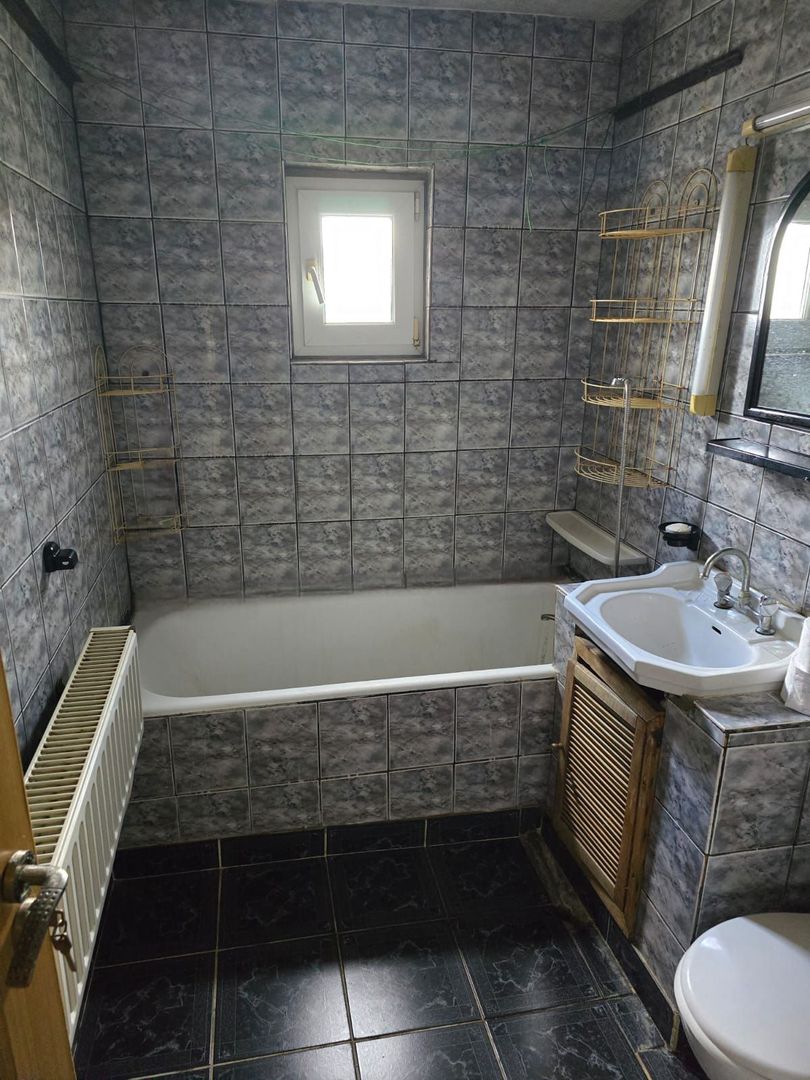 Apartament cu 3 camere de vanzare in Turda - Poză 10