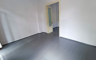 CENTRU SALA SPORTURILOR(COD03)- Casa interbelica si curte generoasa ! - Poză 44