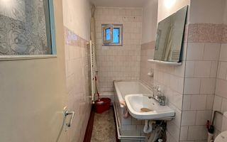 Vanzare Apartament cu 2 camere, zona Micro 13B, etaj 2, pret 63.000 E - Poză 8