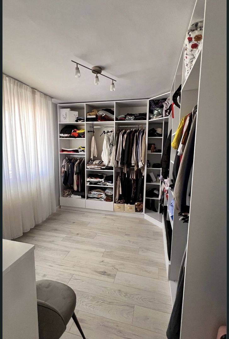 AP. 4 CAMERE - LA VILA, CENTRALA PROPRIE, CURTE, BUCATARIE INCHISA - Poză 6