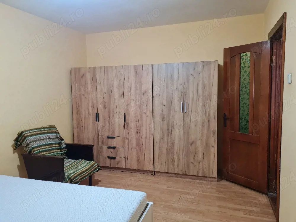 SE VINDE AP 3 CAM - REPER - HOTEL CRISTAL - Poză 3