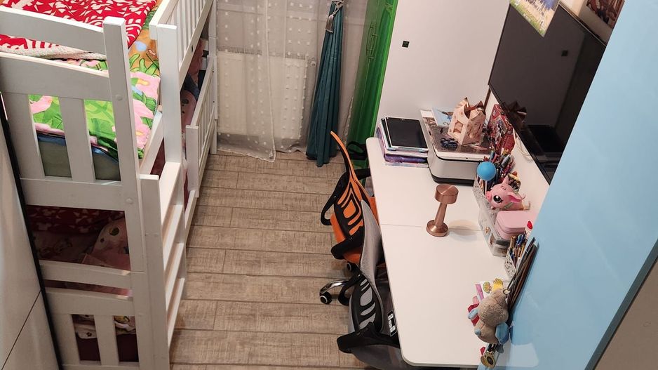 Apartament 3 camere la etaj intermediar, Zona Calea Surii Mici - Poză 4