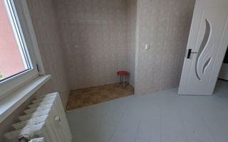 Vanzare Apartament 4 camere, 81 mp, balcon, bloc reabilitat, Rahova - Poză 9