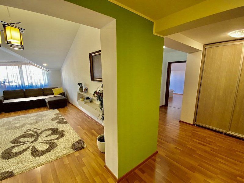 Apartament de inchiriat, zona linistita in cartierul Tractorul. - Poză 15